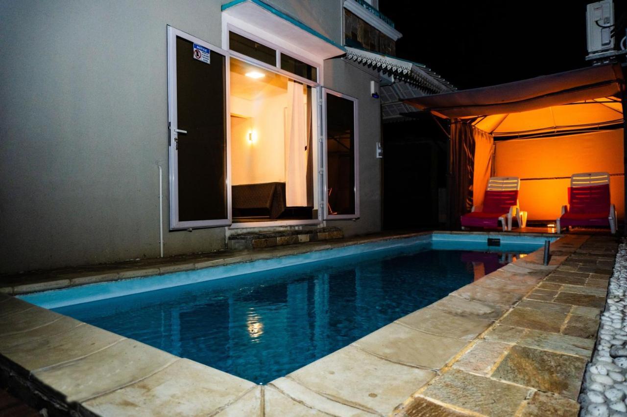 Piscines Privees Et Chauffees, Private Heated Pools Villa Grand-Baie Kültér fotó